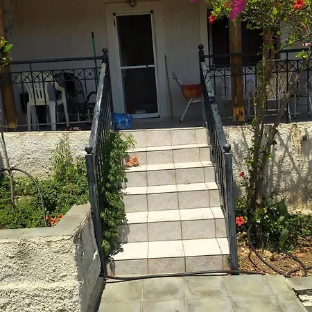 οικία αγρόκτημα Bouzaíika